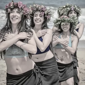 DANZA POLINESIA EN LA PLAYA